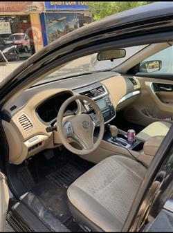 نيسان ألتيما